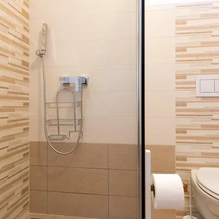 App La E Bella - Marone Apartment