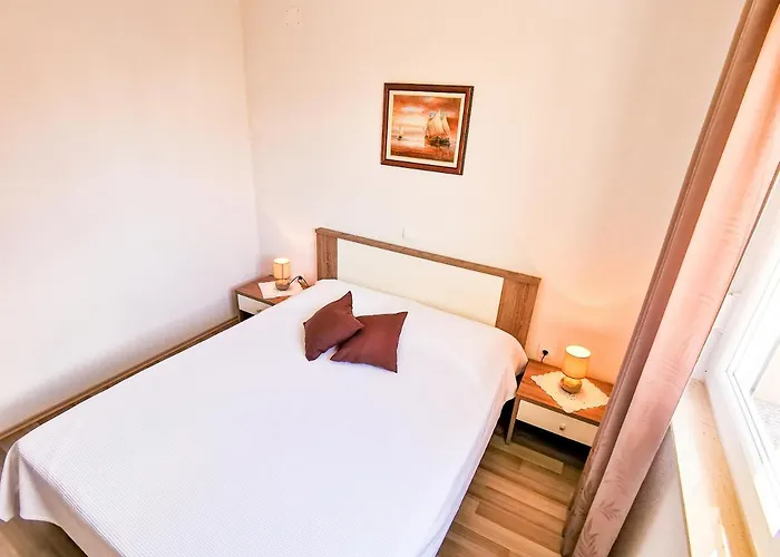 App La E Bella - Marone Apartment *