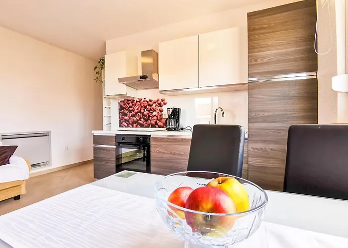 App La E Bella - Marone Apartment *