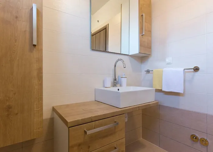 Apartment App La E Bella - Marone Punat