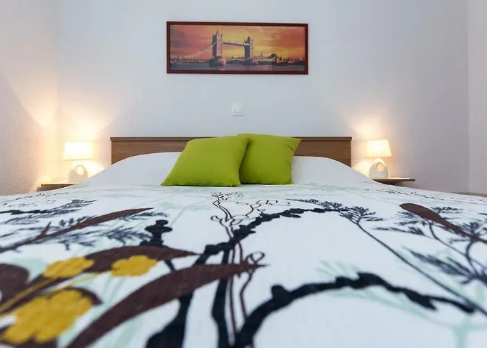 Apartment App La E Bella - Marone