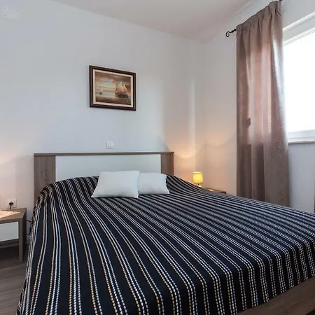 Apartamento App La E Bella - Marone *